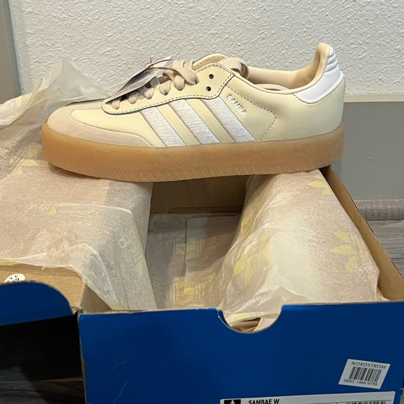 adidas Shoes - Adidas Samba W Cream Sneakers